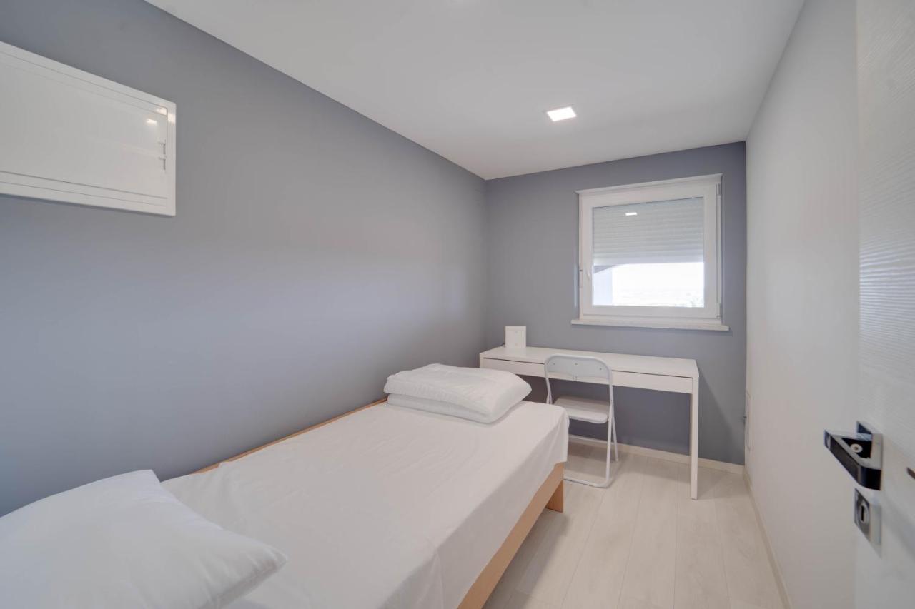 Black Diamond Apartment Vilanija Exterior foto